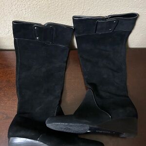 Calvin Klein Women's Black elegant suede knee high Boots side zip up size 8.5